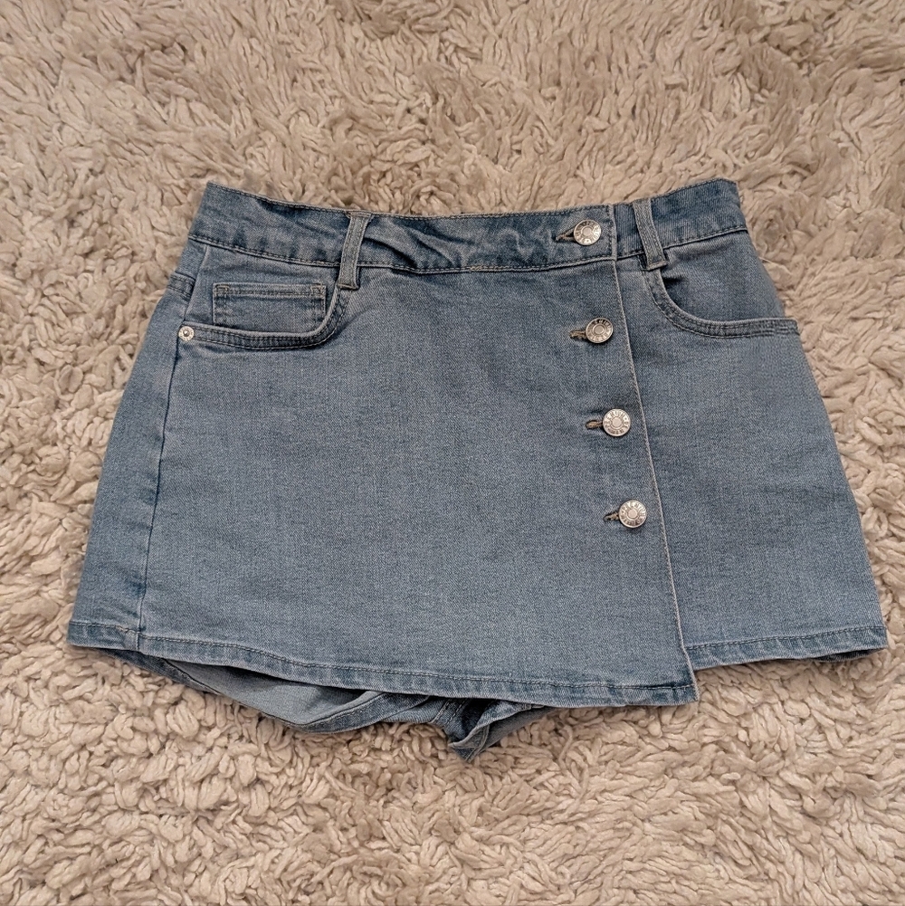 Stylish Denim Skort with Button Detail